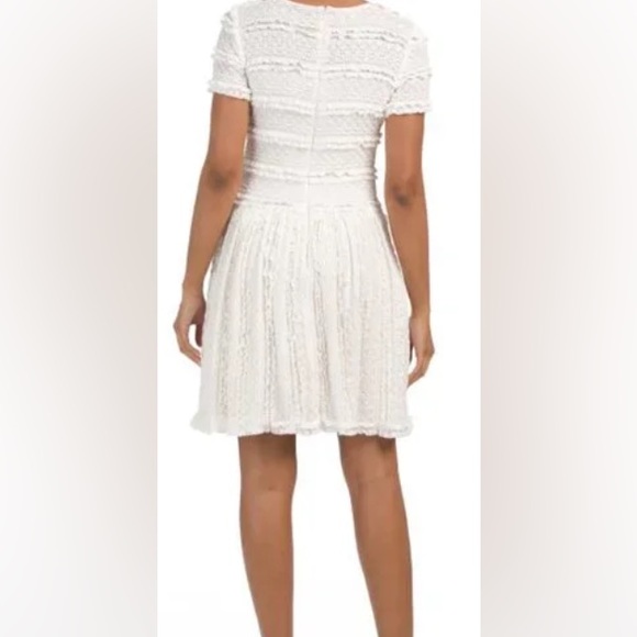 SHO BY TADASHI SHOJI White Short Sleeve Knit Mini Dress - Picture 2 of 2